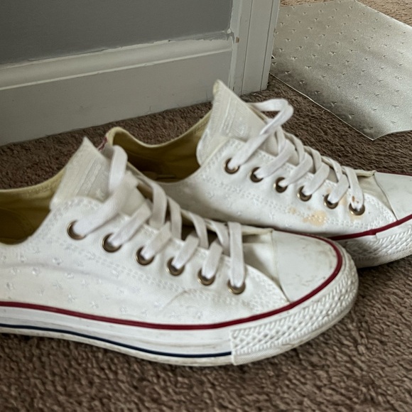Converse Whiter Low-Top Sneakers - Picture 1 of 8